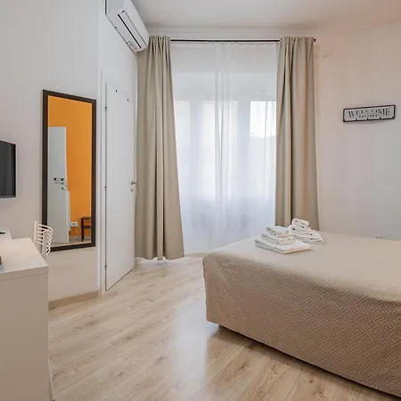 Damiani & Sister Bed and breakfast 2*