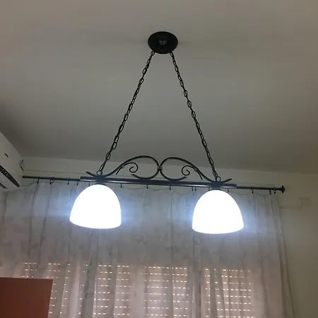 Alojamento de Acomodação e Pequeno-almoço Damiani & Sister 4*