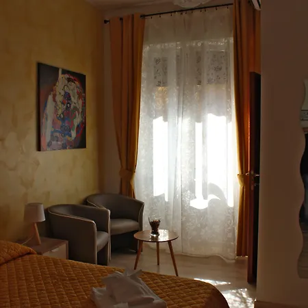 Alojamento de Acomodação e Pequeno-almoço Damiani & Sister 4*