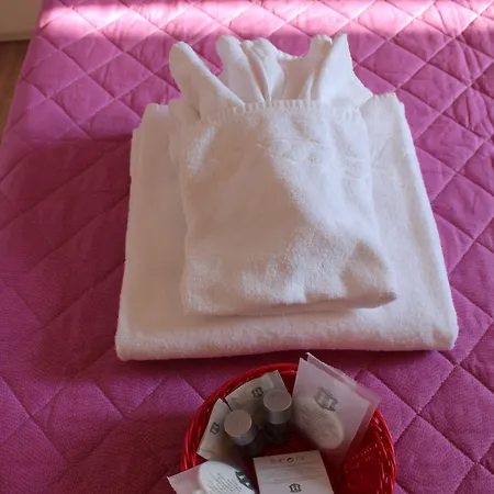 Damiani & Sister Roma