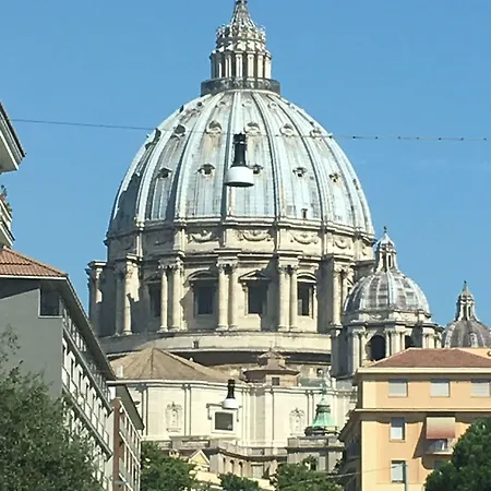 Damiani & Sister Roma