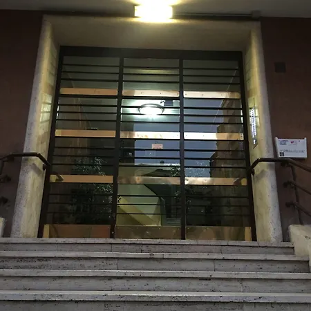 Damiani & Sister Alojamento de Acomodação e Pequeno-almoço Roma