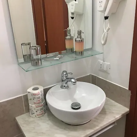 Damiani & Sister Guesthouse Rome